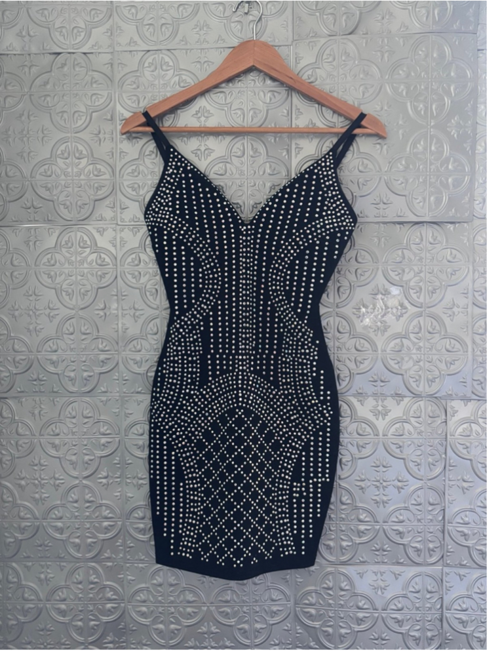 Windsor Black Rhinestone party cocktail dress red carpet mob wife nwot xs